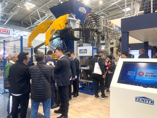 Quangong Co., Ltd. hace su gran debut en la Exposición Internacional de Gestión de Residuos de Shanghai La fabricación inteligente potencia el desarrollo de una “ciudad sin residuos”